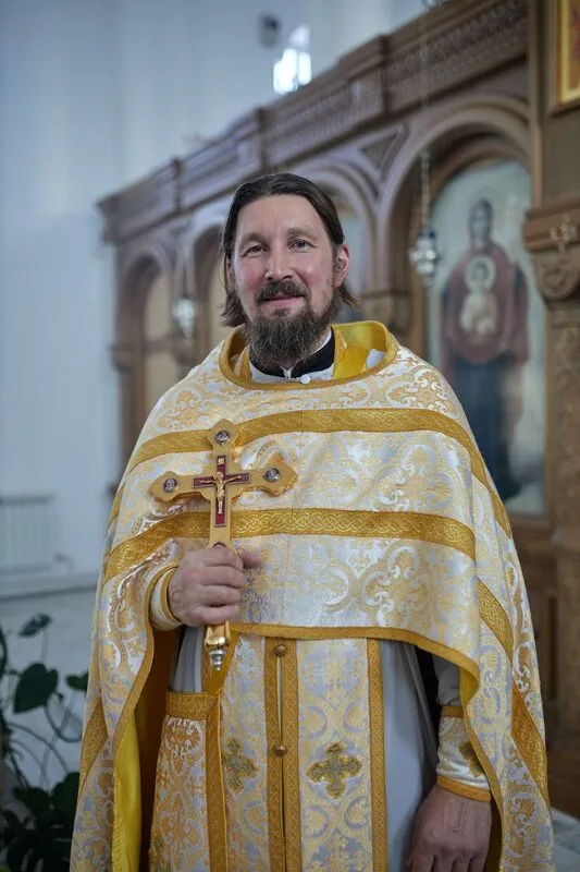 Иерей Антоний Хмелёв
