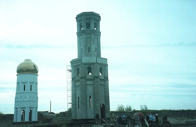 Колокольня храма в Крутой Горке